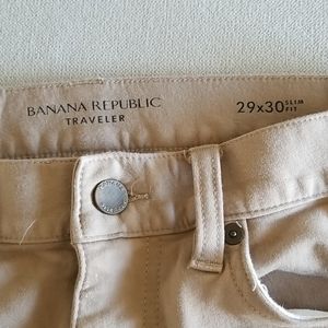 EUC BR Mens Slim Traveler Pants in Khaki